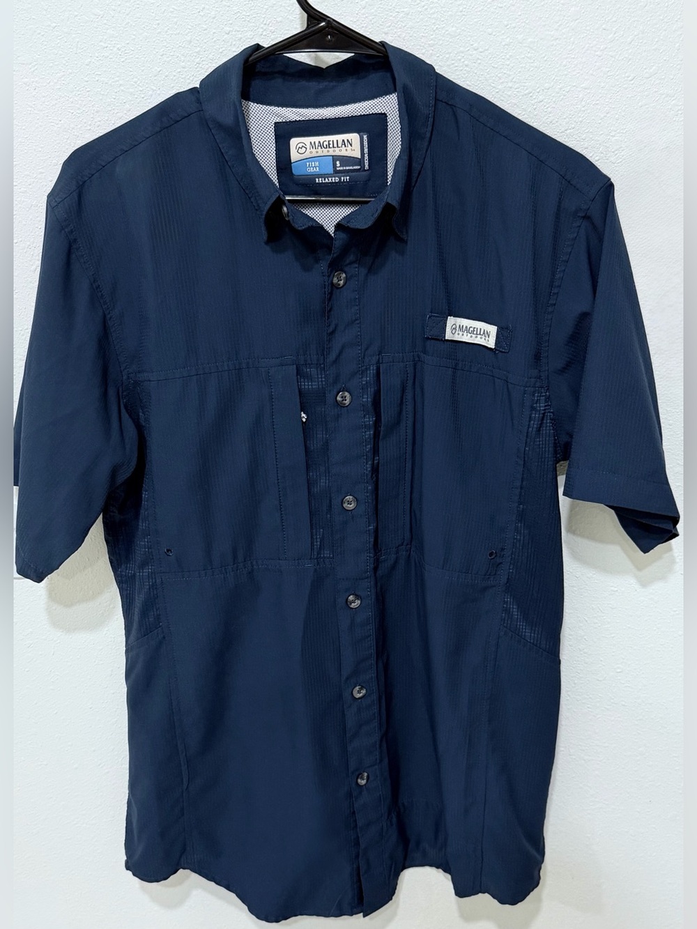Magellan Outdoors Falcon Lake Button Down Short Sleeve Shirt Men’s Small